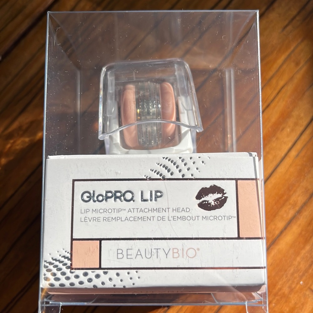 Beautybio Lip Attachment